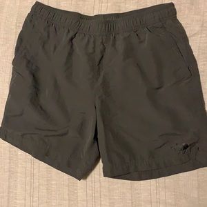 Men’s North face shorts